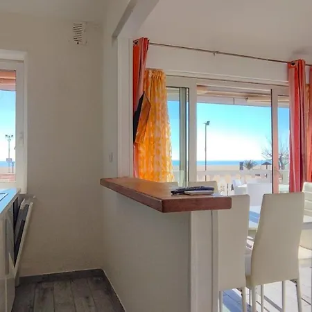 Luna Villa *